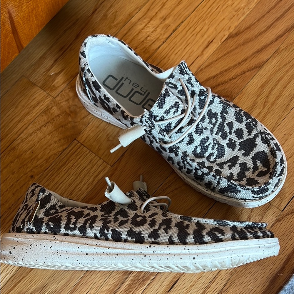 Leopard print Hey Dude's